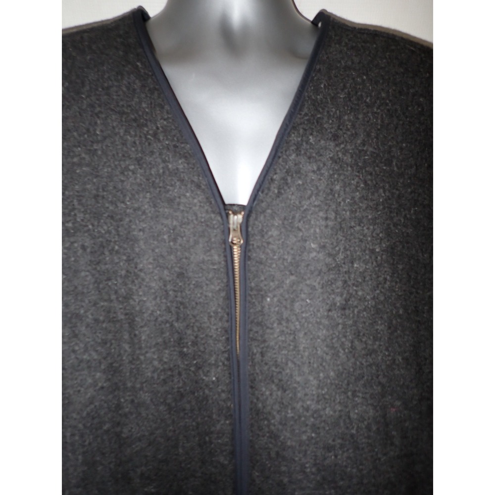L.L. Bean Men's Wool Blend Sherpa Lined Full Zip Vest Charcoal Gray XXL-REG - Picture 3 of 7